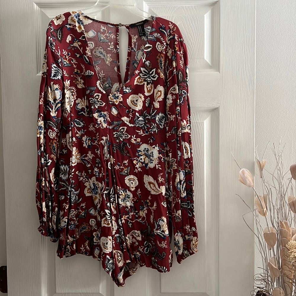 Floral Romper in size M